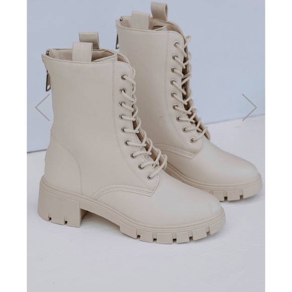 NEW! Ivory Vegan Leather Combat Boots! Size 38 - Picture 4 of 7